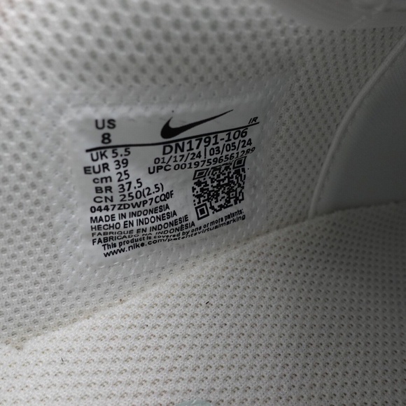 NEW Nike Cortez Sneakers DN1791-106 Summit White/Light Silver/Sail - Picture 6 of 11